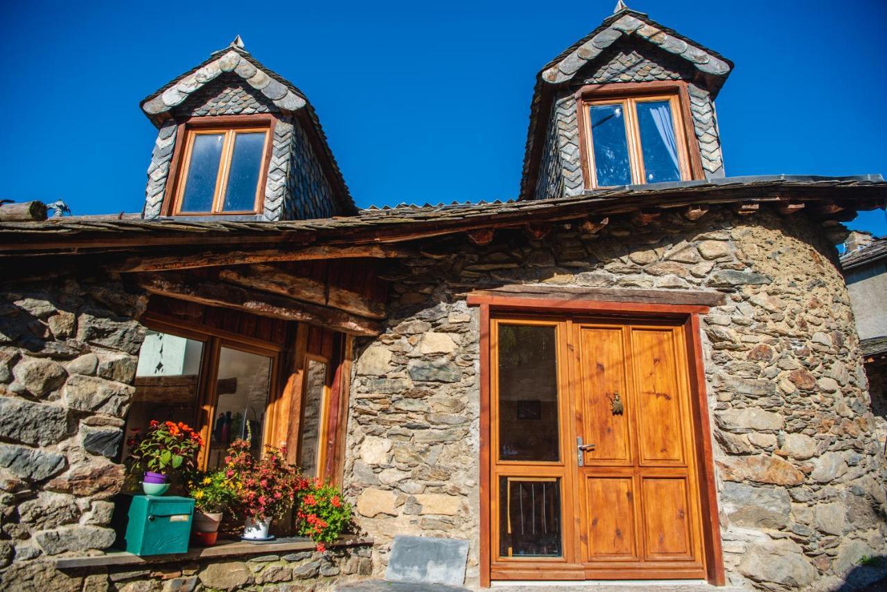 The Dragon Barn - Grenier Villa Ascou Екстериор снимка